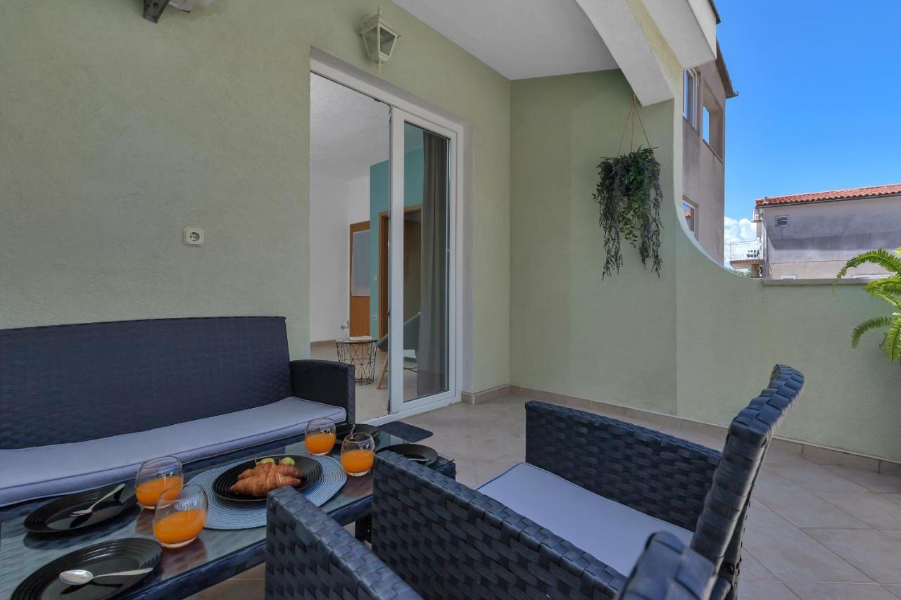 Apartmani Luna Baška Voda Exteriér fotografie