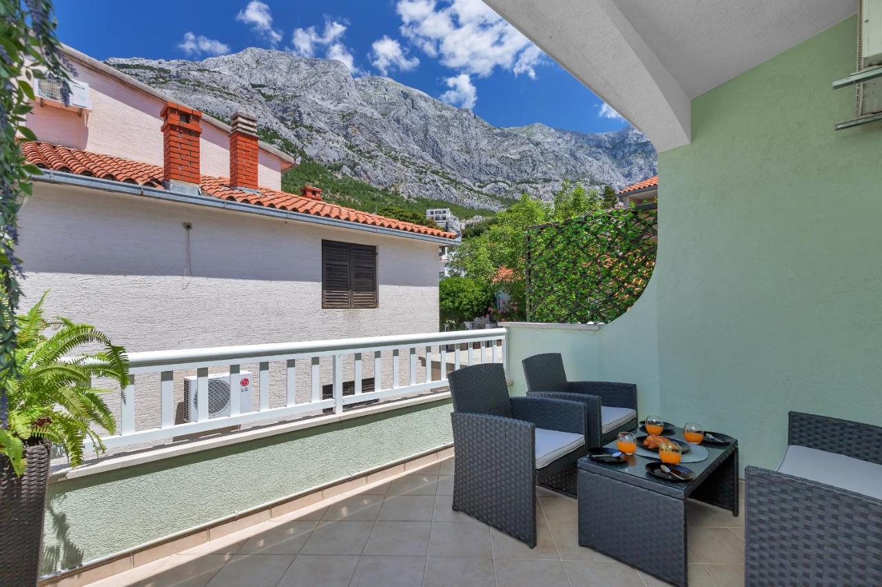 Apartmani Luna Baška Voda Exteriér fotografie