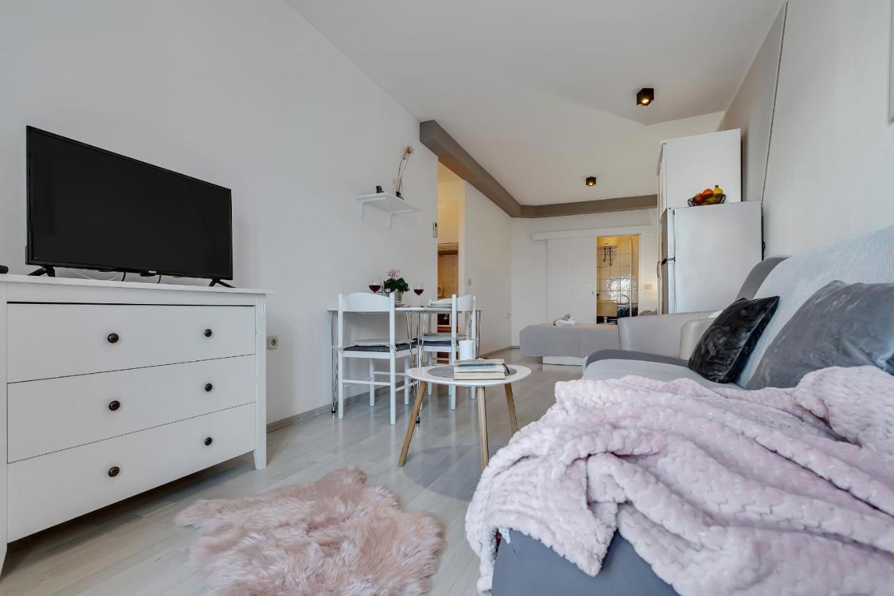 Apartmani Luna Baška Voda Exteriér fotografie