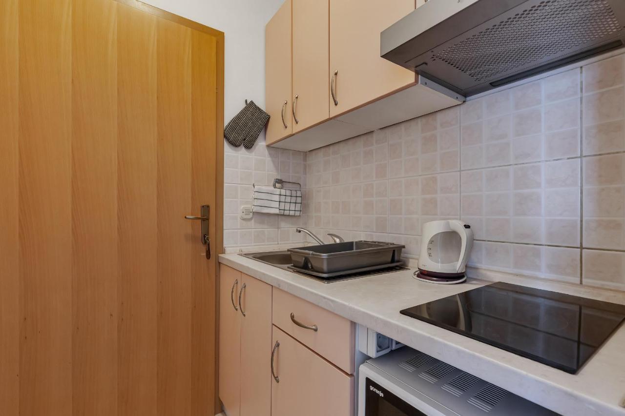 Apartmani Luna Baška Voda Exteriér fotografie