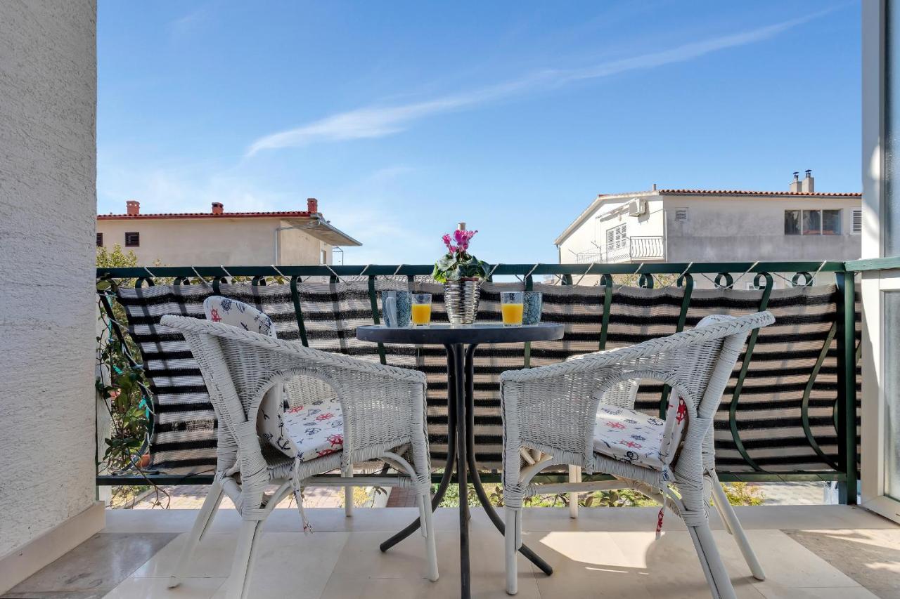 Apartmani Luna Baška Voda Exteriér fotografie