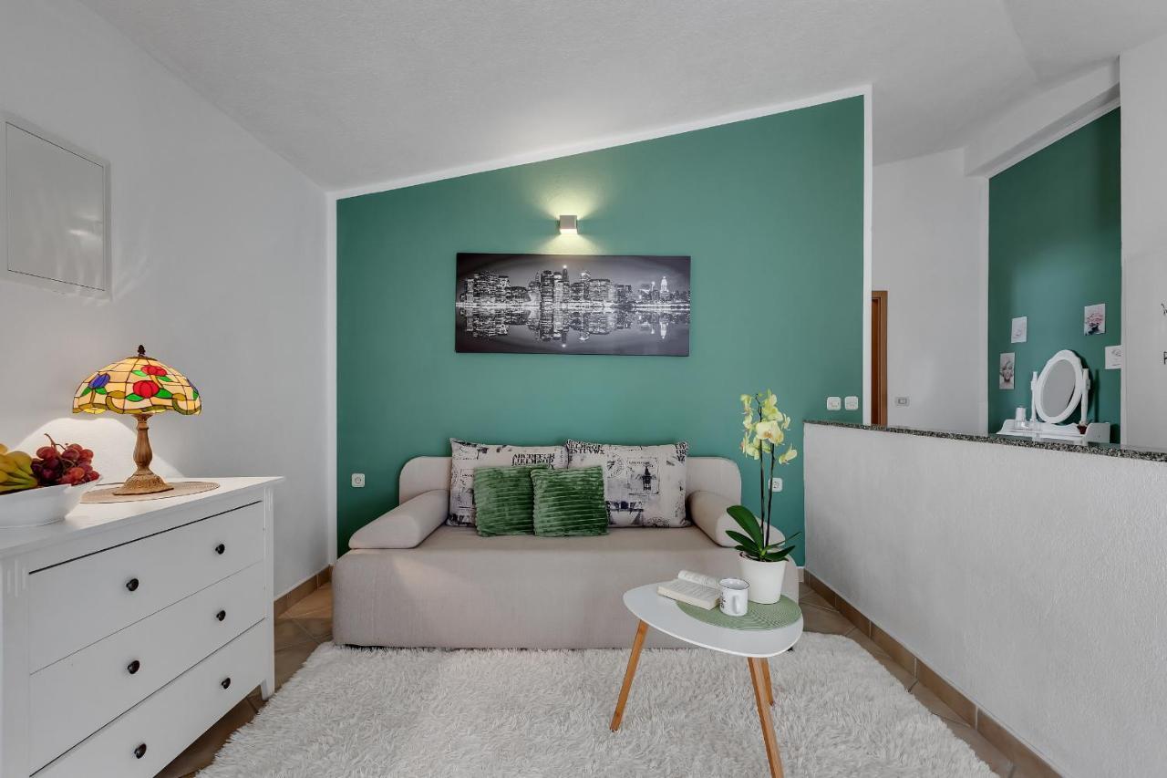 Apartmani Luna Baška Voda Exteriér fotografie
