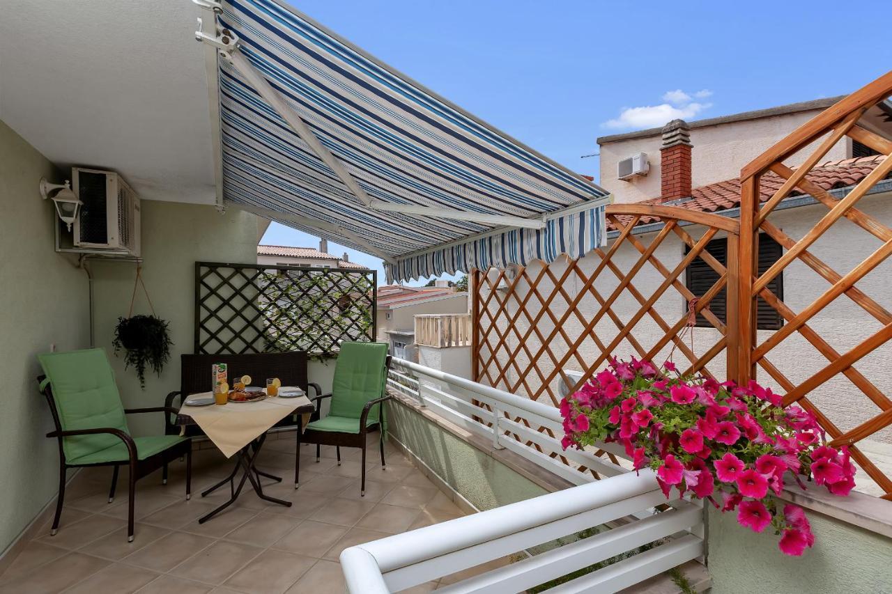 Apartmani Luna Baška Voda Exteriér fotografie
