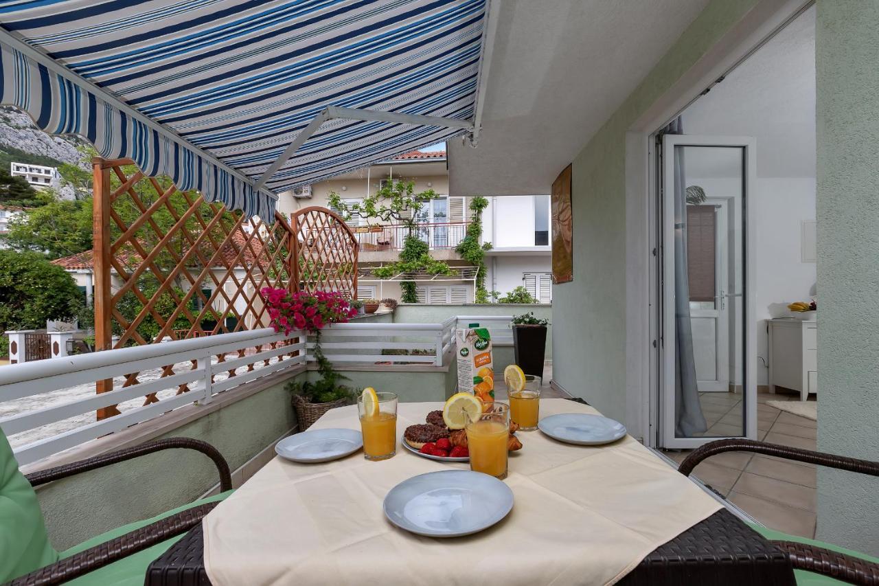Apartmani Luna Baška Voda Exteriér fotografie