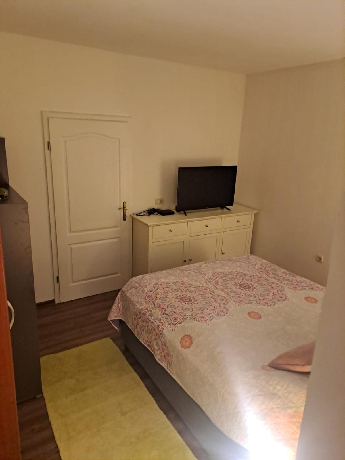 Apartmani Luna Baška Voda Exteriér fotografie