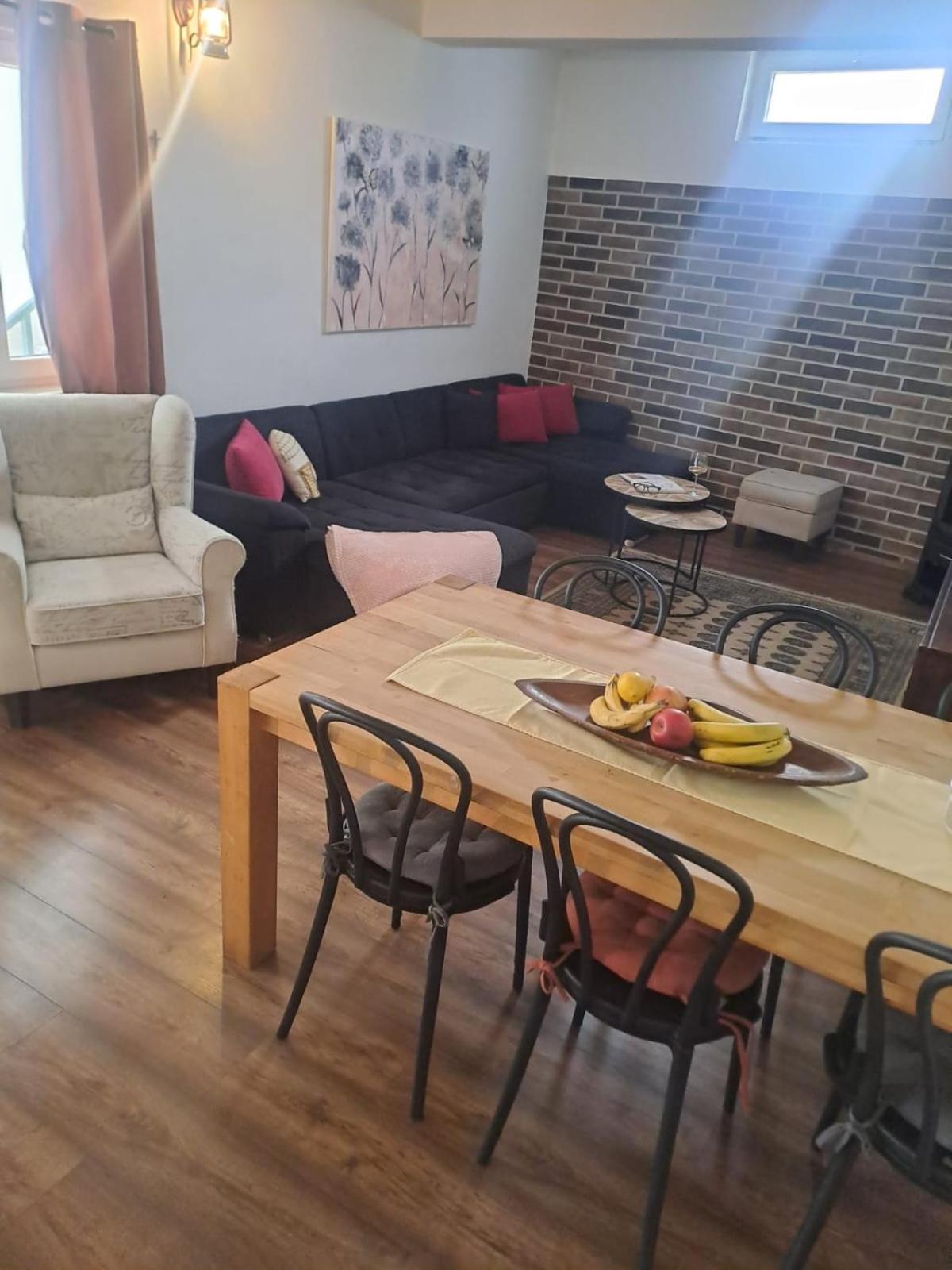 Apartmani Luna Baška Voda Exteriér fotografie